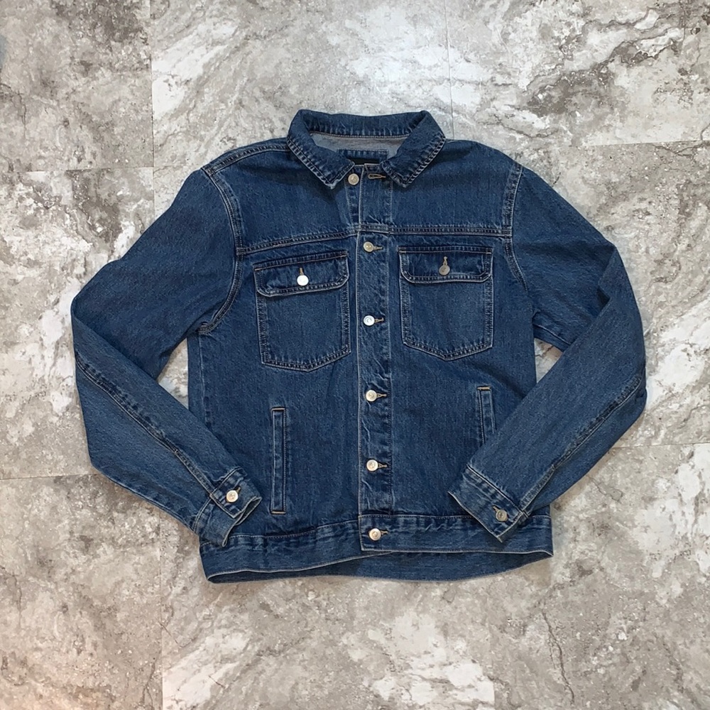 FOREVER 21 DENIM JACKET